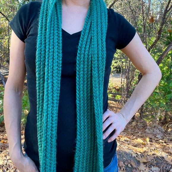 Hand Knit Merino Wool Scarf - Picture 2 of 7